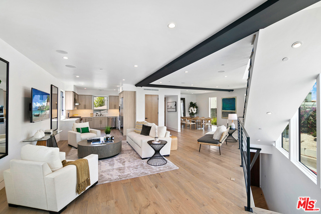 126 Thornton Place Venice, CA 90291 - Photo 4 of 28