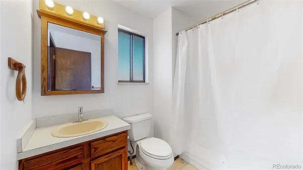 $3,035 | 5735 West 2nd Avenue, Lakewood, CO 80226