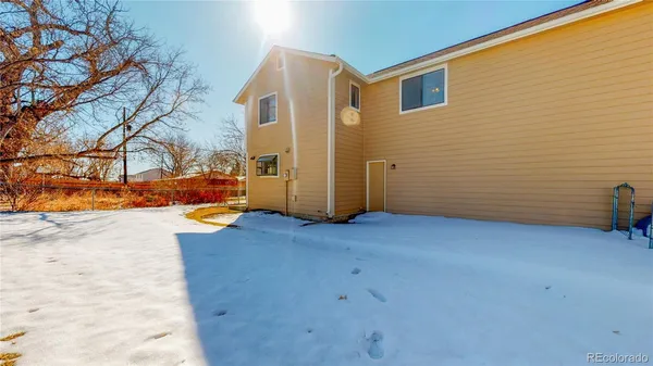 $3,035 | 5735 West 2nd Avenue, Lakewood, CO 80226