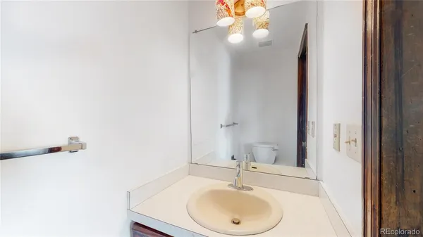 $3,035 | 5735 West 2nd Avenue, Lakewood, CO 80226