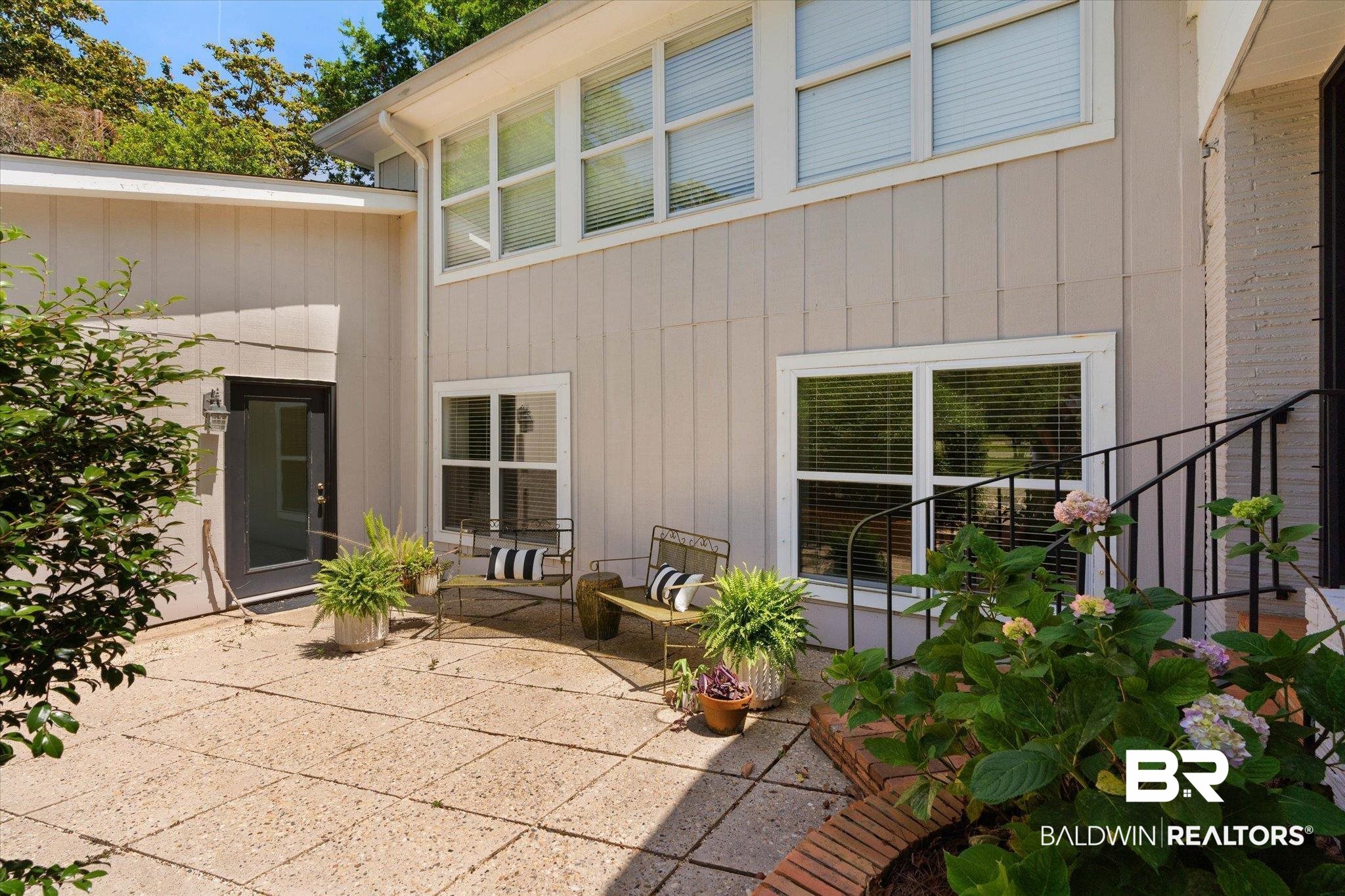65 Byrnes Boulevard Mobile, AL 36608 - Photo 46 of 52 Front Patio
