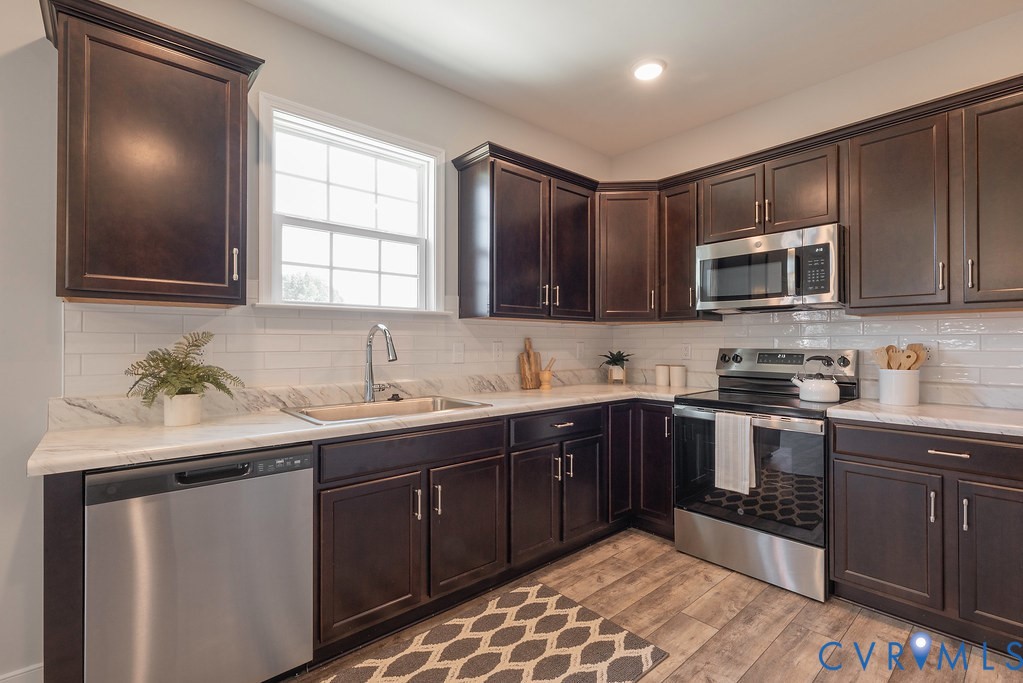 9344 Staples Mill Road Glen Allen, VA 23060 - Photo 8 of 28