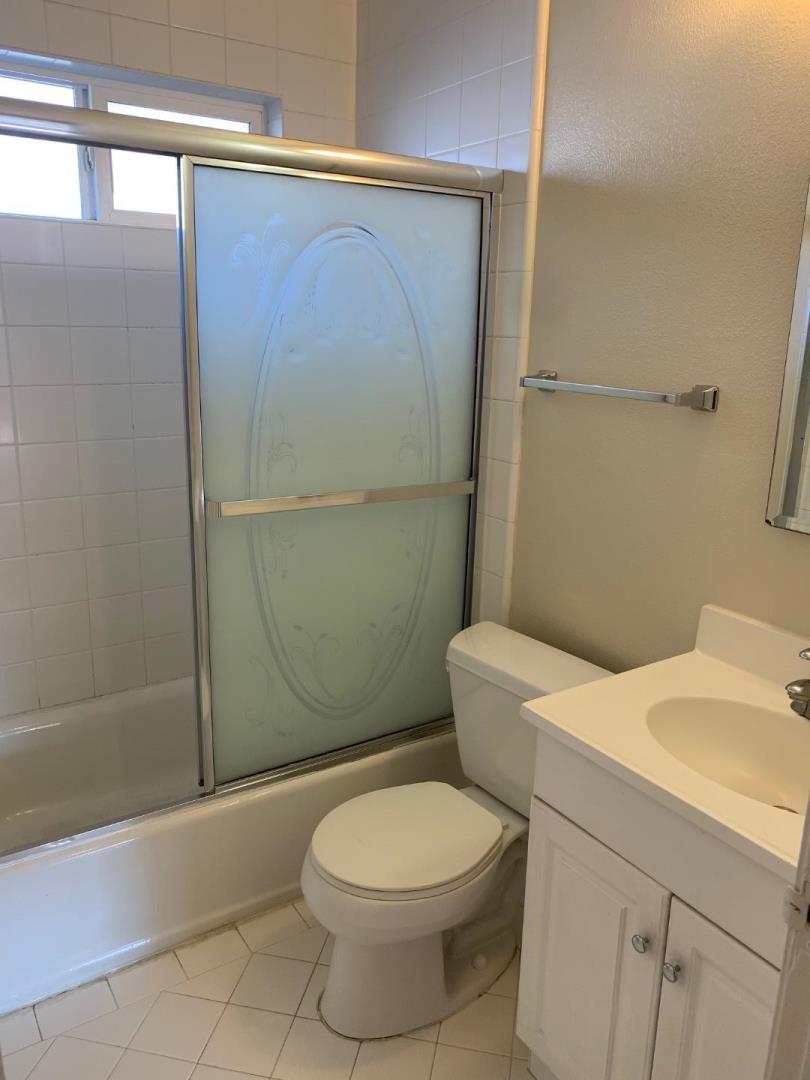 3551 Bay Road Redwood City, CA 94063 - Photo 18 of 21 Gallery Image 18