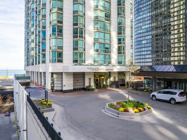 a car parked in front of a building