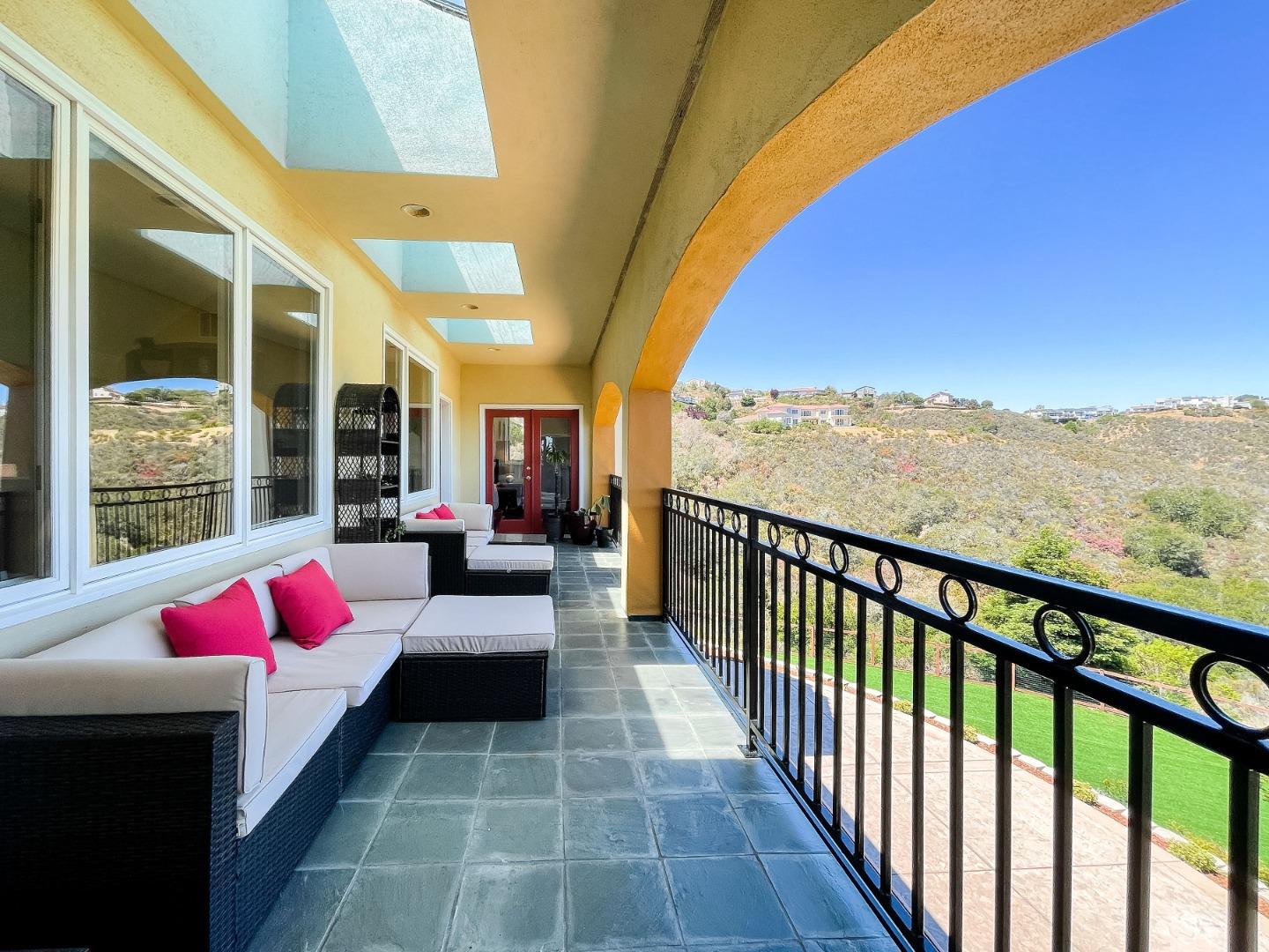 24 Shratton Avenue San Carlos, CA 94070 - Photo 3 of 13