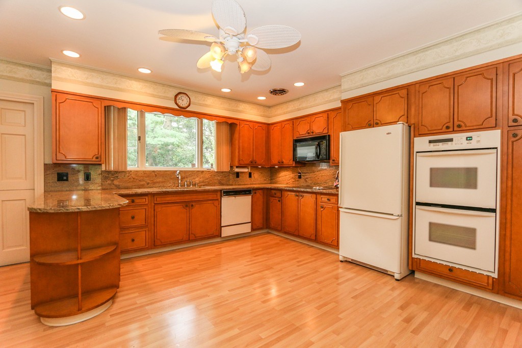 51 Colony Acres Road Longmeadow, MA 01106 - Photo 11 of 26 Gallery Image 11