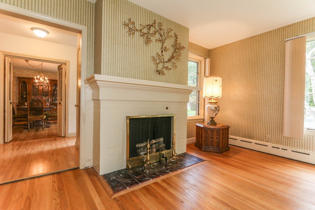 51 Colony Acres Road Longmeadow, MA 01106 - Photo 5 of 26 Gallery Image 5