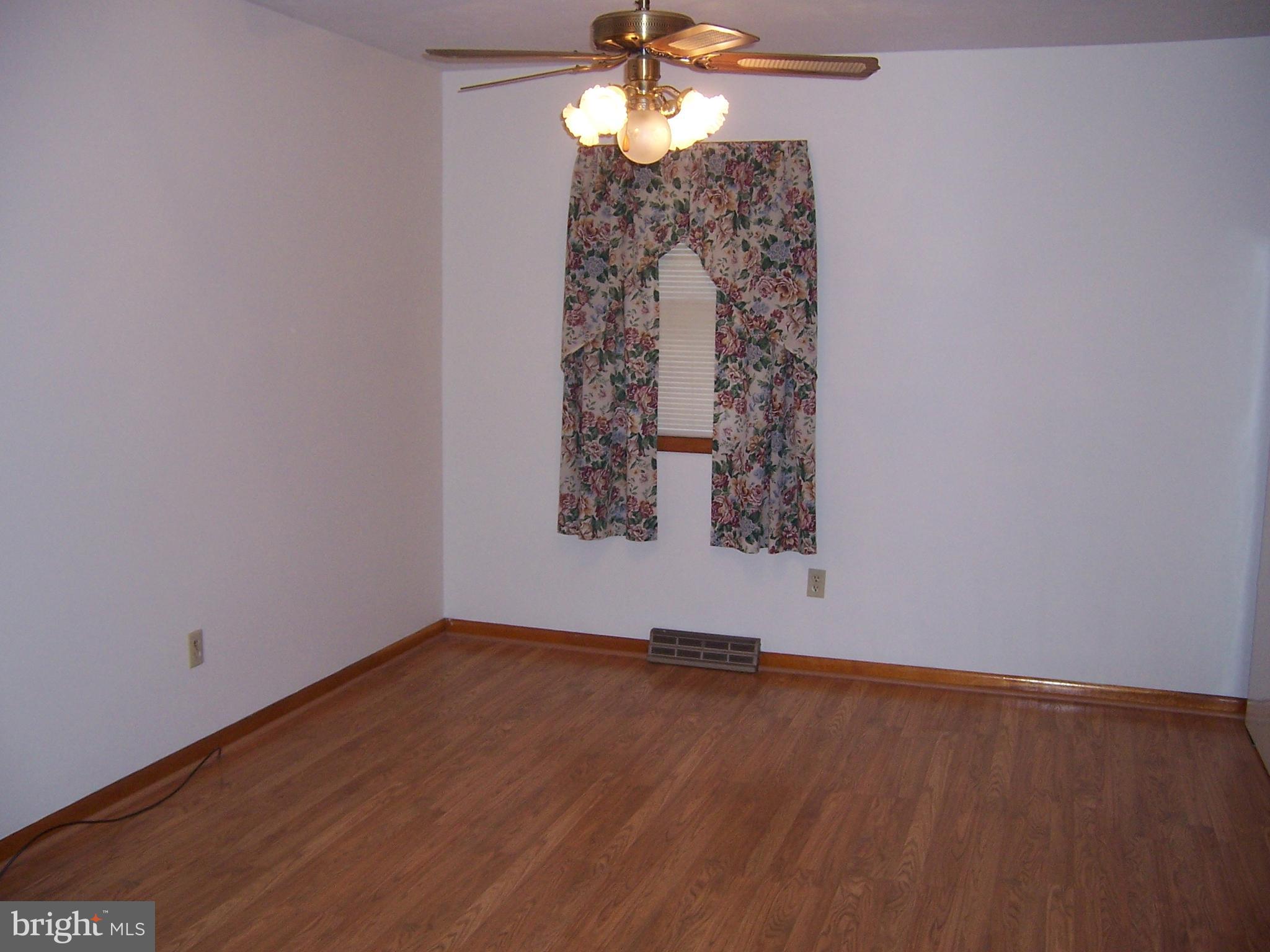1390 Co Rte 51/9 Inwood, WV 25428 - Photo 10 of 22 Dining Room