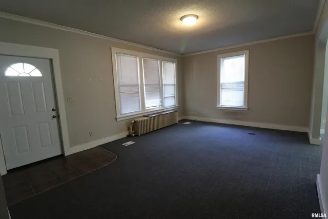 $145,000 | 1530-1532 West Barker Avenue, Peoria, IL 61606