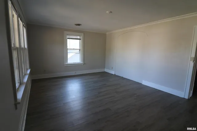 $145,000 | 1530-1532 West Barker Avenue, Peoria, IL 61606