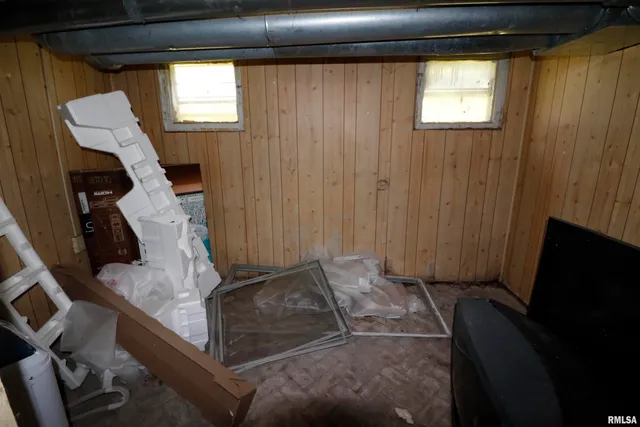 $145,000 | 1530-1532 West Barker Avenue, Peoria, IL 61606