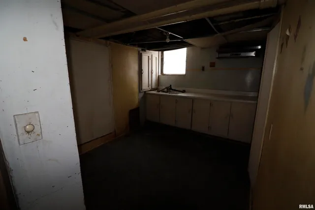 $145,000 | 1530-1532 West Barker Avenue, Peoria, IL 61606