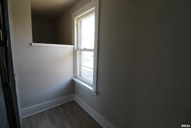 $145,000 | 1530-1532 West Barker Avenue, Peoria, IL 61606