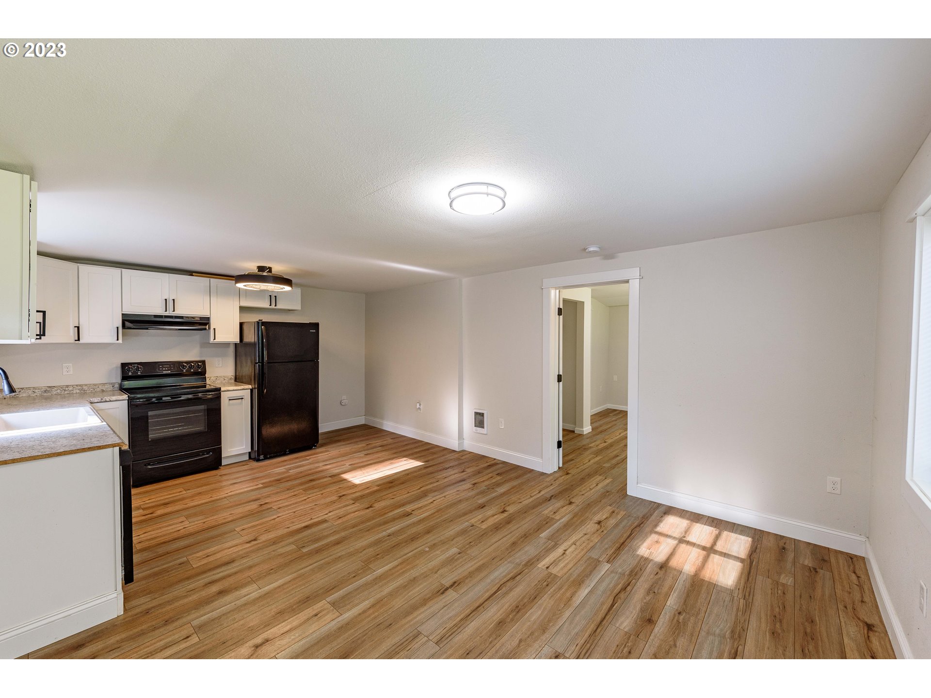 63573 Andrews Road Coos Bay, OR 97420 - Photo 38 of 47 Gallery Image 38