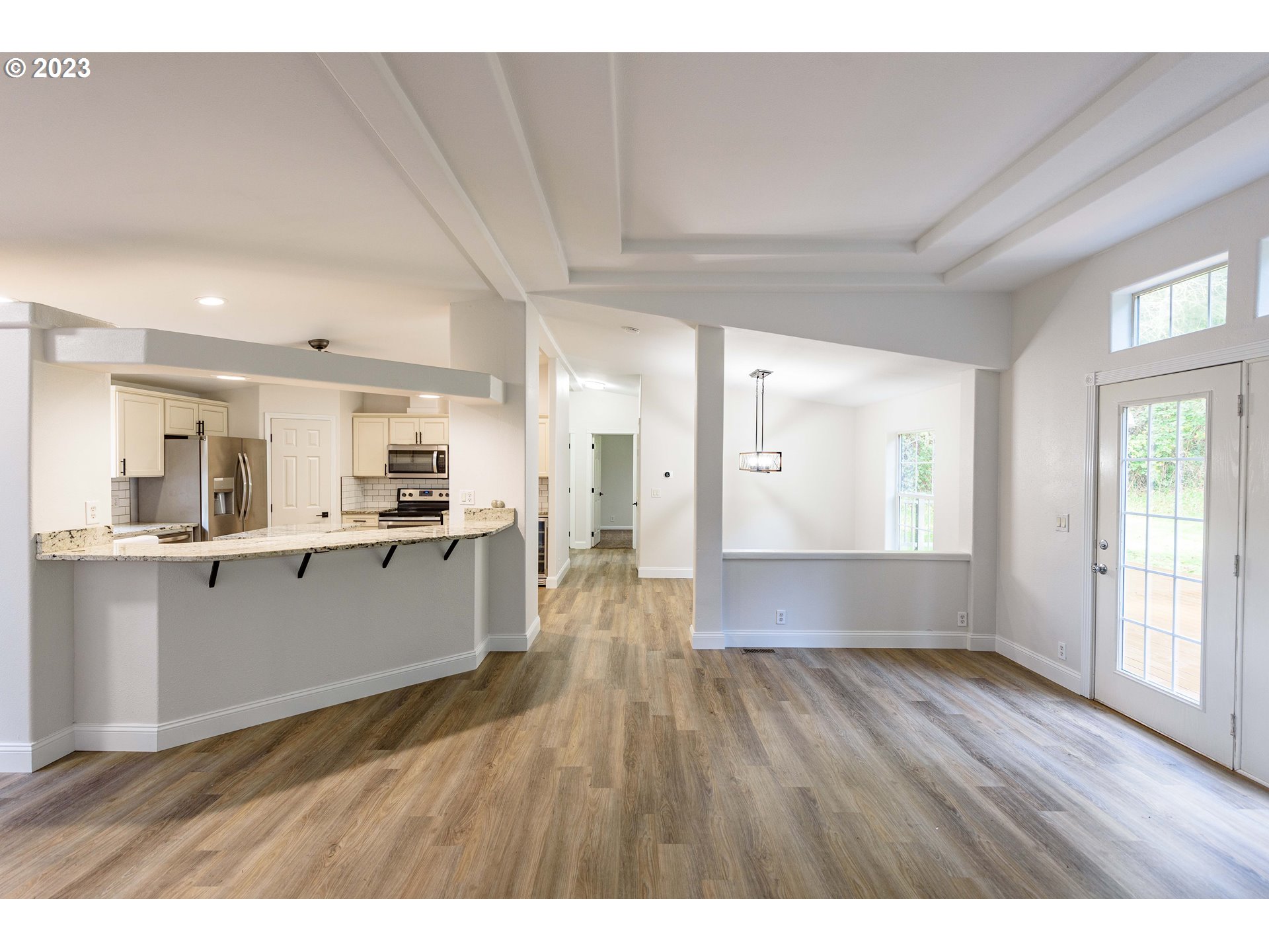 63573 Andrews Road Coos Bay, OR 97420 - Photo 4 of 47 Gallery Image 4