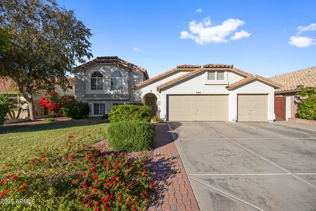 $670,000 | 844 East San Remo Avenue, Gilbert, AZ 85234