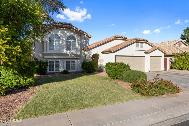 $670,000 | 844 East San Remo Avenue, Gilbert, AZ 85234