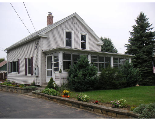 228 Providence Road Grafton, MA 01560 - Photo 4 of 12 Gallery Image 4