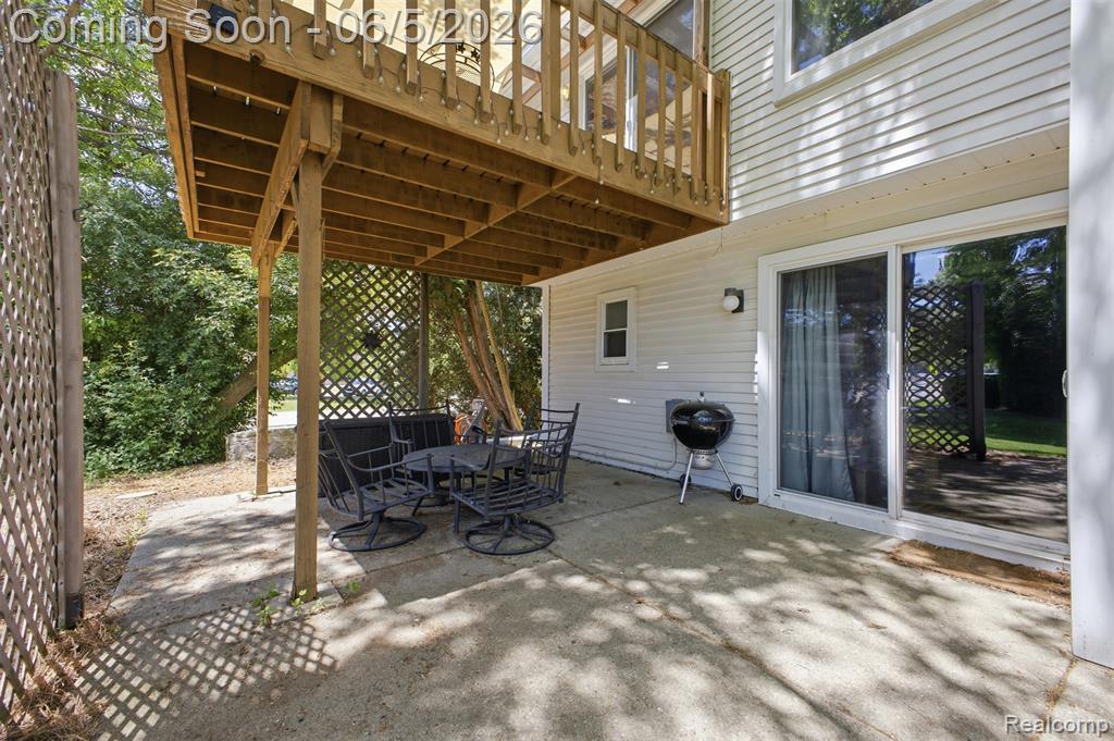 40435 Oak Tree Novi, MI 48375 - Photo 42 of 45