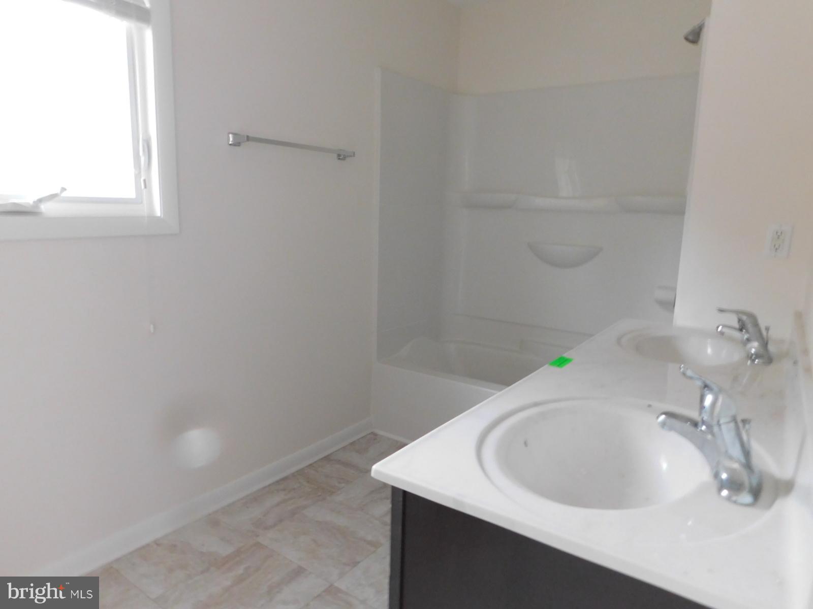5220 David Greene Road Cambridge, MD 21613 - Photo 11 of 19 Bath