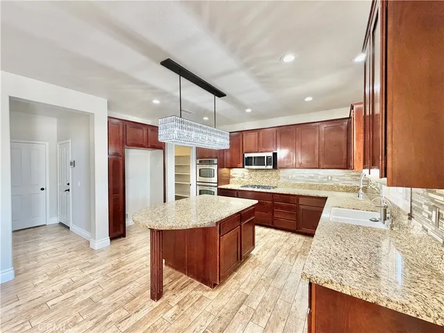 $3,500 | 35413 Saddle Hill Road, Lake Elsinore, CA 92532