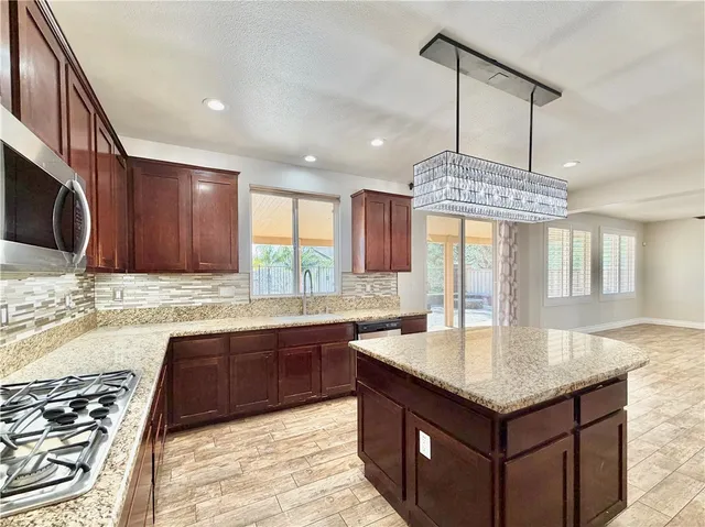 $3,500 | 35413 Saddle Hill Road, Lake Elsinore, CA 92532