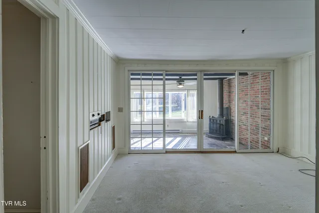 $2,000 | 1208 North Main Avenue, Erwin, TN 37650