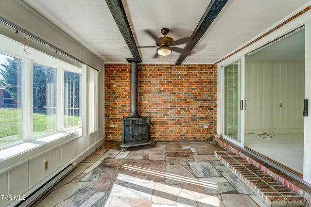 $2,000 | 1208 North Main Avenue, Erwin, TN 37650