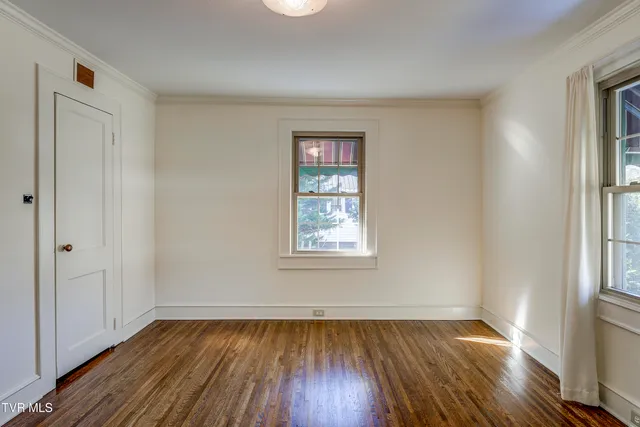 $2,000 | 1208 North Main Avenue, Erwin, TN 37650