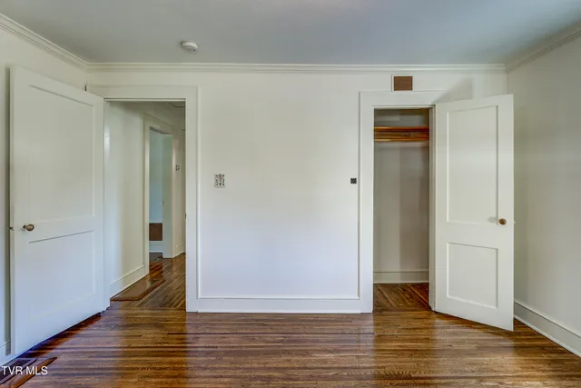 $2,000 | 1208 North Main Avenue, Erwin, TN 37650