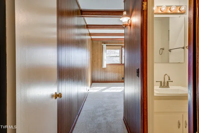 $2,000 | 1208 North Main Avenue, Erwin, TN 37650