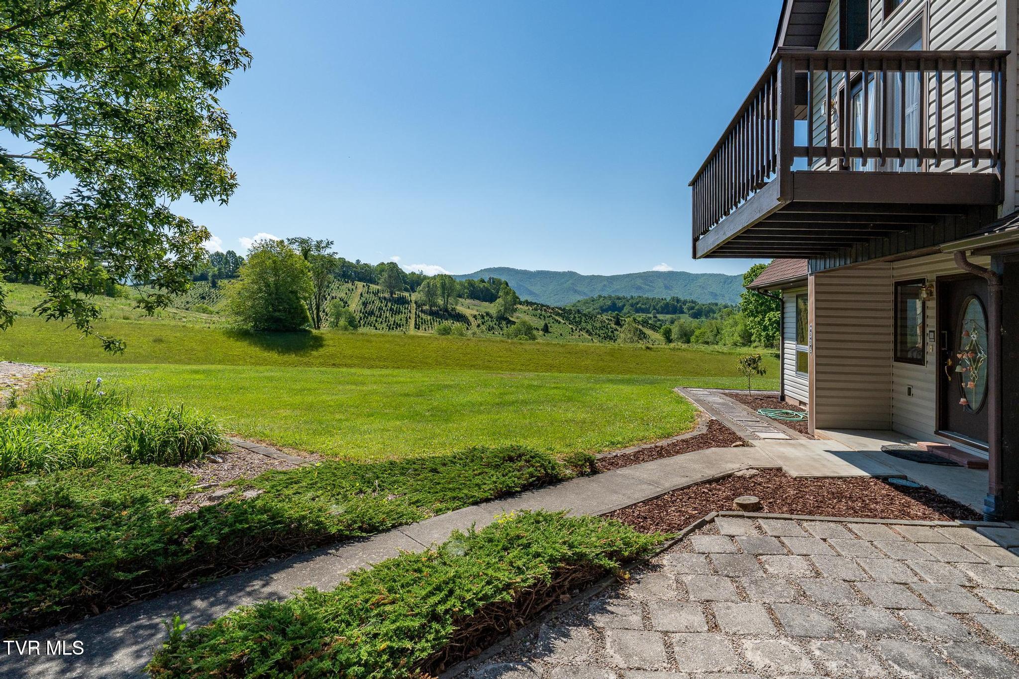 336 Mack Branch Road Mountain City, TN 37683 - Photo 19 of 94 336 Mack Branch Road (45 of 109)