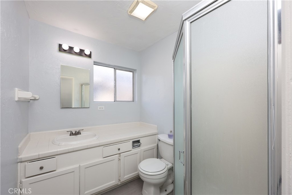 7927 Brookmill Road Downey, CA 90241 - Photo 18 of 24 Bathroom 2 - private bathroom in 3rd bedroom