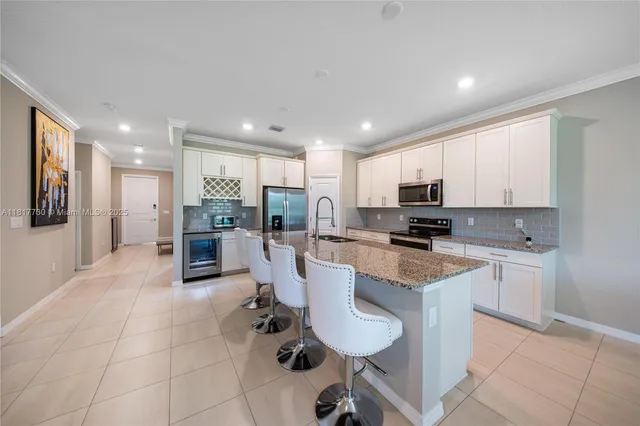 $915,000 | 8160 Northwest 78th Street, Fort Lauderdale, FL 33321