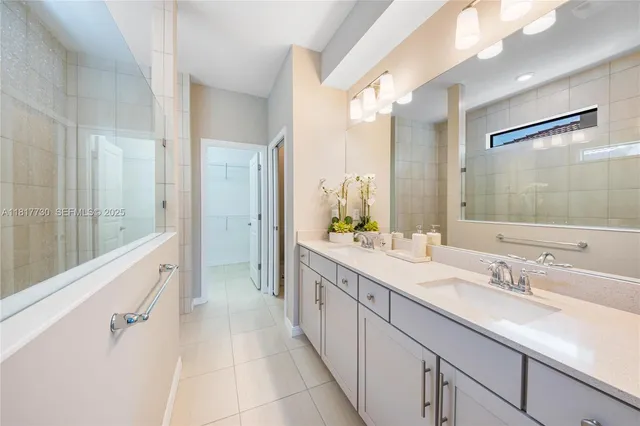 $879,000 | 8160 Northwest 78th Street, Fort Lauderdale, FL 33321