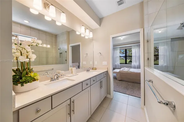 $915,000 | 8160 Northwest 78th Street, Fort Lauderdale, FL 33321