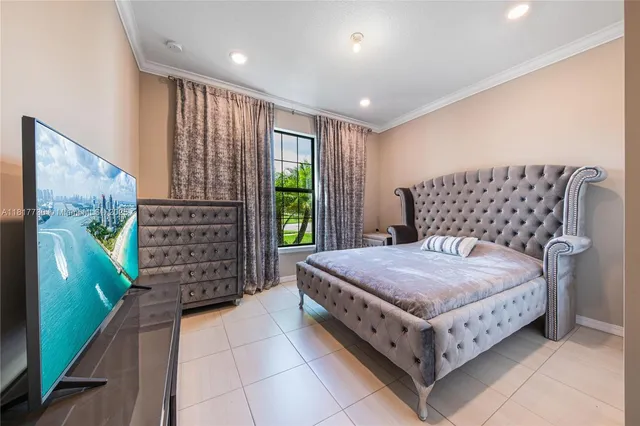 $915,000 | 8160 Northwest 78th Street, Fort Lauderdale, FL 33321