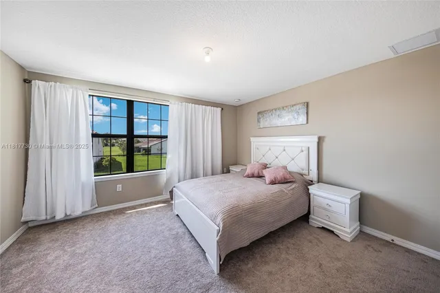 $915,000 | 8160 Northwest 78th Street, Fort Lauderdale, FL 33321