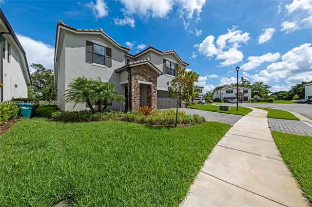 $879,000 | 8160 Northwest 78th Street, Fort Lauderdale, FL 33321