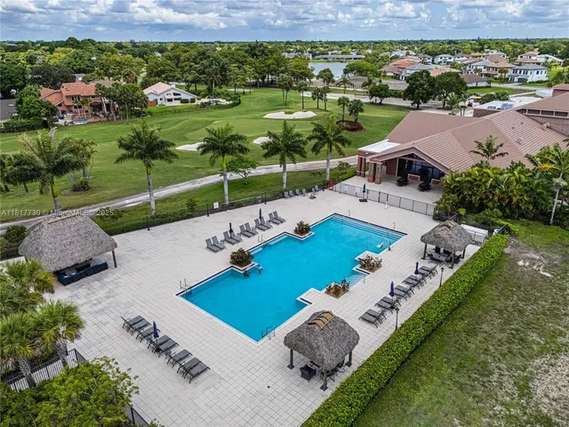 $915,000 | 8160 Northwest 78th Street, Fort Lauderdale, FL 33321