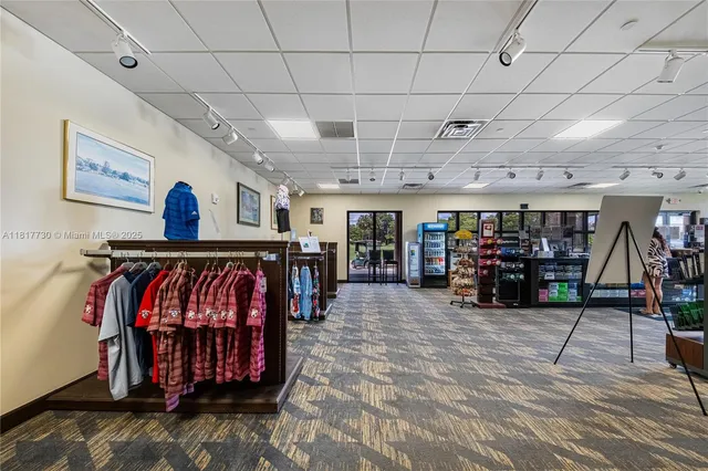 $915,000 | 8160 Northwest 78th Street, Fort Lauderdale, FL 33321