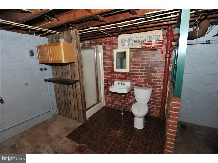 3028 Flint Hill Road Hellertown, PA 18055 - Photo 11 of 17 Bathroom