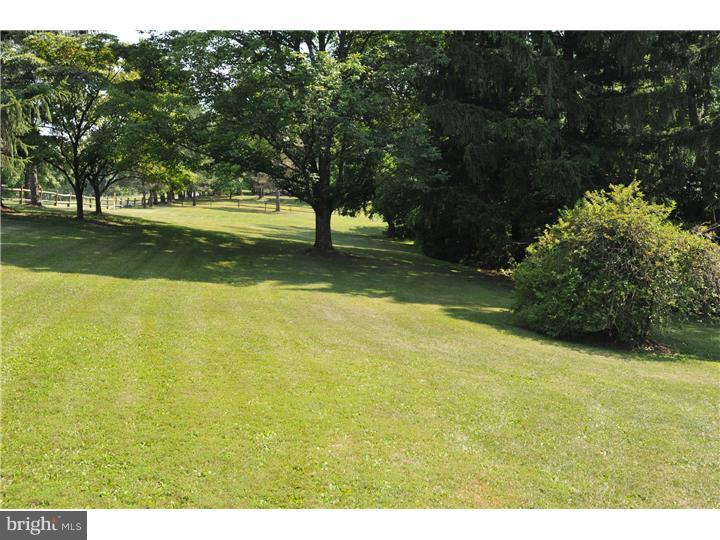 3028 Flint Hill Road Hellertown, PA 18055 - Photo 14 of 17 Exterior Side