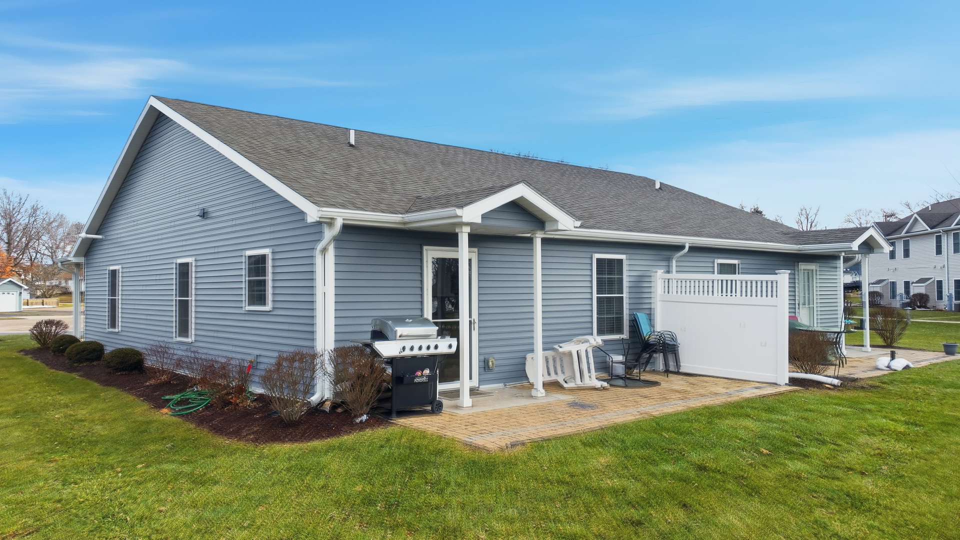 1525 Eadens Place Dixon, IL 61021 - Photo 5 of 30 a front view of house with yard and outdoor seating