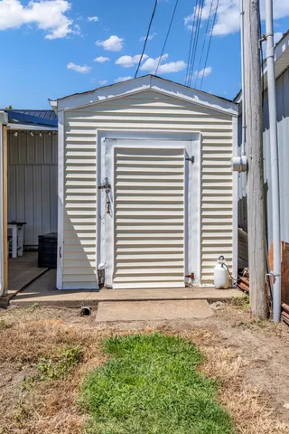 $273,000 | 15 South Oak Street, Hohenwald, TN 38462