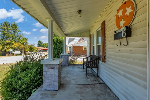 $273,000 | 15 South Oak Street, Hohenwald, TN 38462