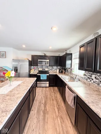 $2,100 | 343 Traditions Pass, Greenwood, IN 46143