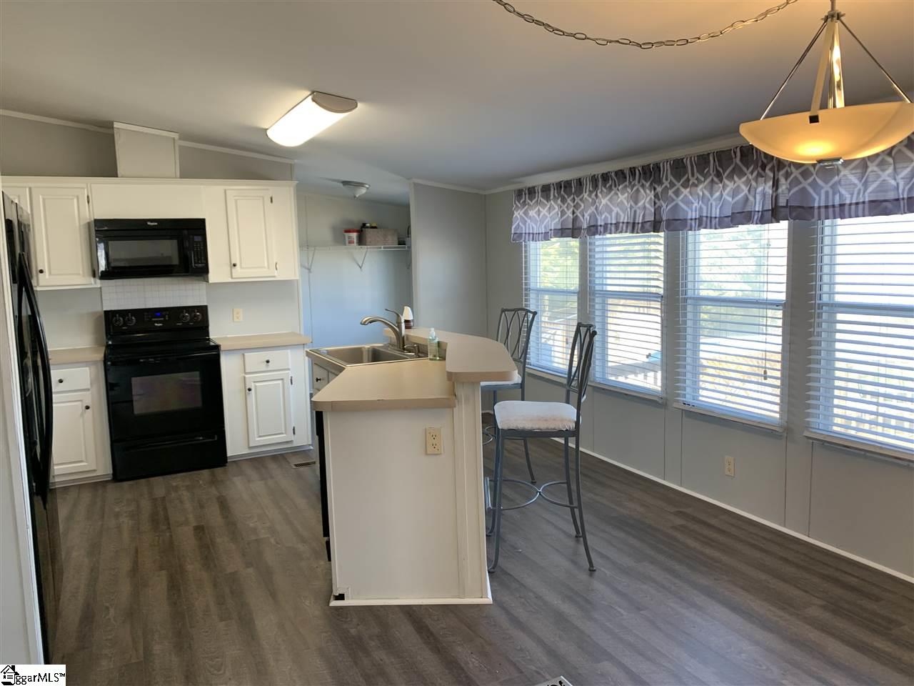 1707 Keeler Mill Road Travelers Rest, SC 29690 - Photo 4 of 20