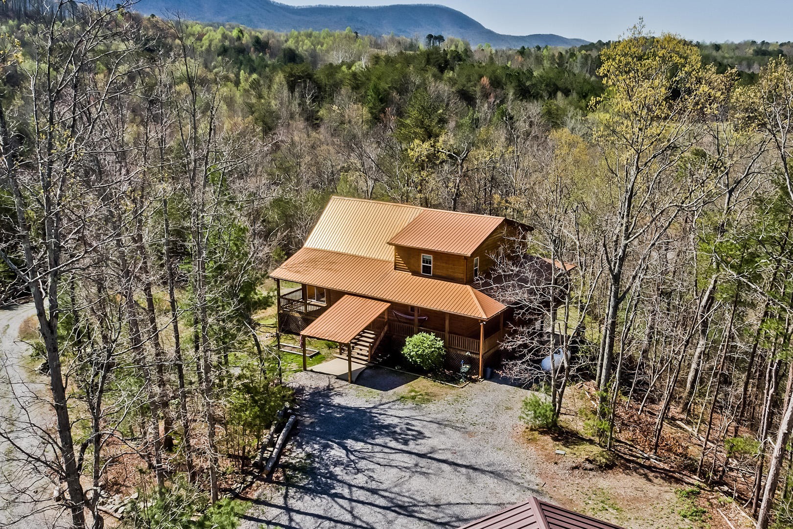 210 Jim Davis Road Tellico Plains, TN 37385 - Photo 33 of 40 Gallery Image 33