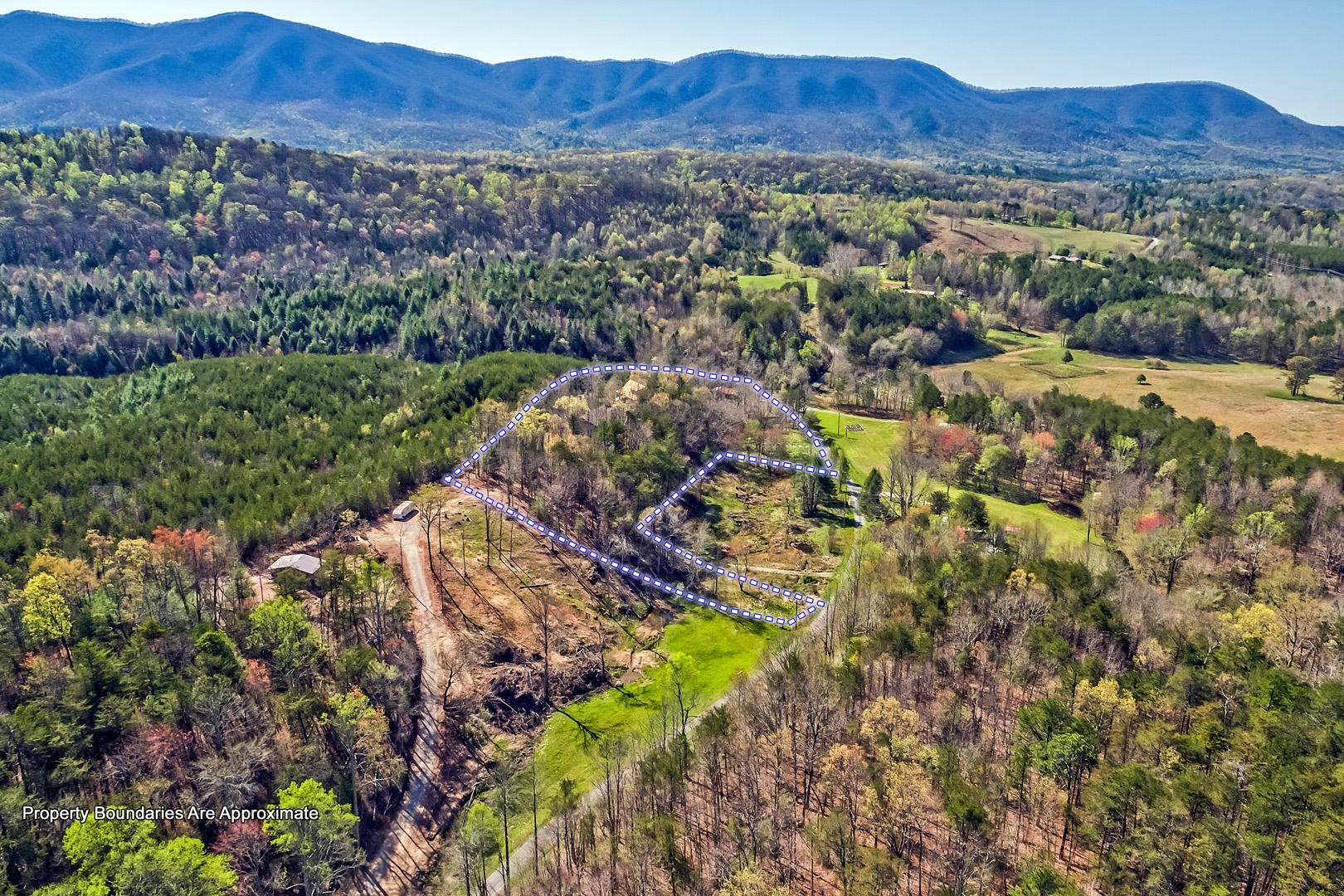 210 Jim Davis Road Tellico Plains, TN 37385 - Photo 38 of 40 Gallery Image 38